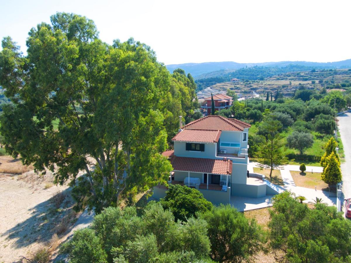 Louke Villa Lixouri