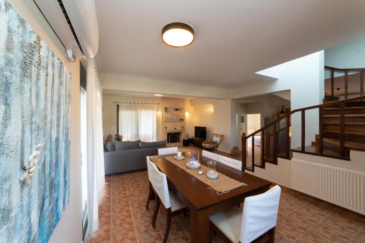 Louke Villa Lixouri